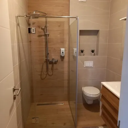 Apartment Vrbas Sa Podzemnom Garazom Banja Luka