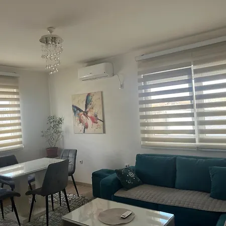 Vrbas Sa Podzemnom Garazom * 바냐루카