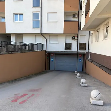 Vrbas Sa Podzemnom Garazom Banja Luka